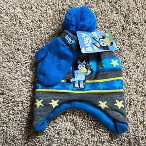 BNWT Licensed Bluey beanie w/matching gloves for boy/girl!
